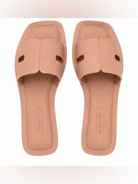 petite jolie Nude Slide Sandals, size 8, caramel tan, NWT